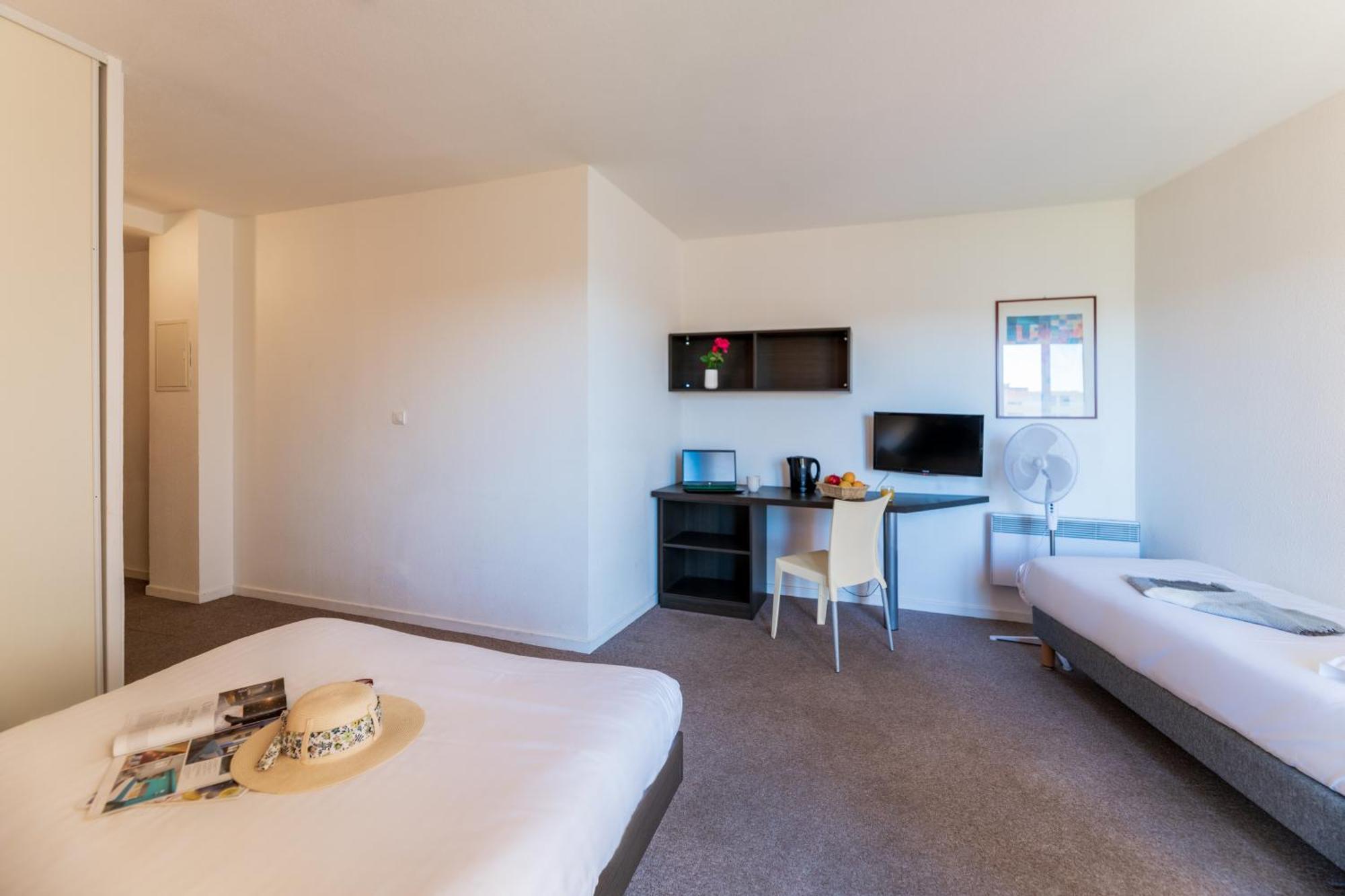 Cerise Valence Aparthotel Valence  Kültér fotó