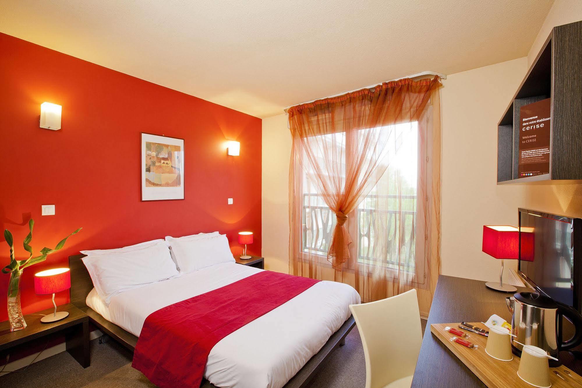 Cerise Valence Aparthotel Valence  Kültér fotó