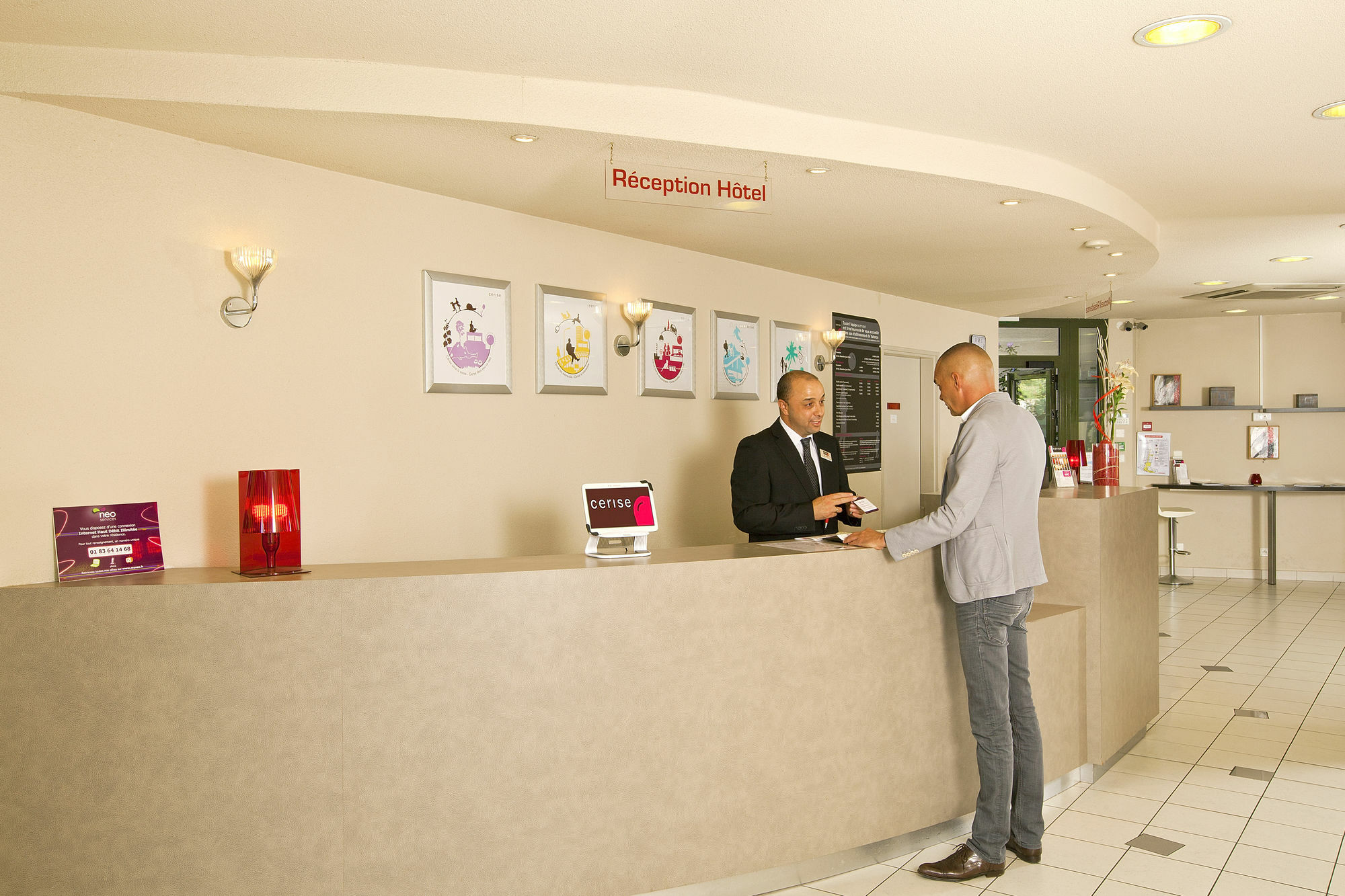 Cerise Valence Aparthotel Valence  Kültér fotó